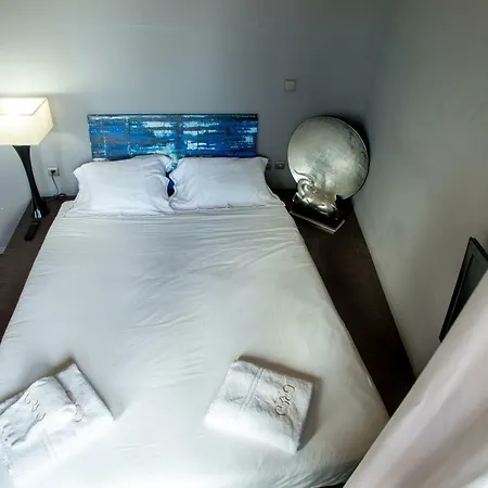 Apartment 118 Premium Downtown Apartments *