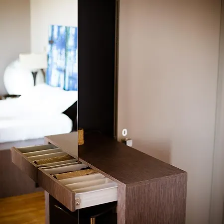 118 Premium Downtown Apartments * Oporto