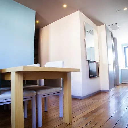 118 Premium Downtown Apartments * Oporto
