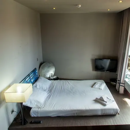 118 Premium Downtown Apartments * Oporto
